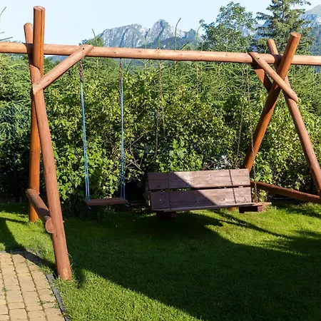 Topor Rodzinny Z Kominkiem I Placem Zabaw Zakopane * コシチェリスコ